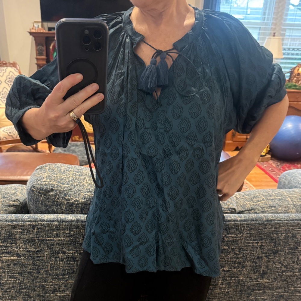 Elegant Teal Blue. NWT Sundance Top